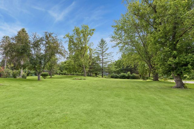 5900 Afton Road, Excelsior, MN 55331