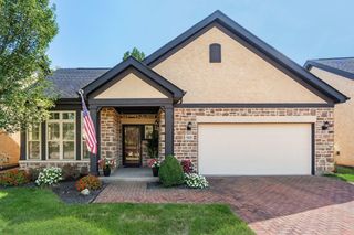 969 Pinnacle Club Drive, Grove City, OH 43123
