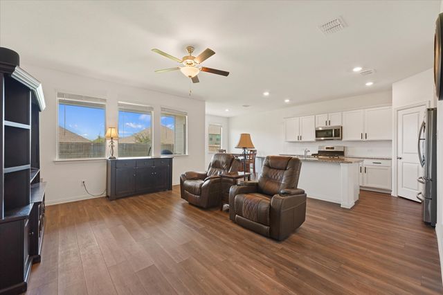 797 Hawthorn Street, Princeton, TX 75407