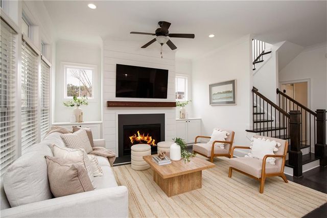 125 Rowan Avenue, Alpharetta, GA 30009