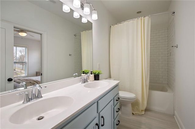 125 Rowan Avenue, Alpharetta, GA 30009