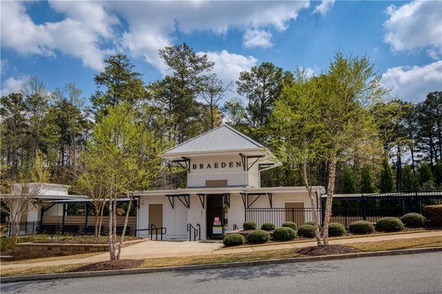 125 Rowan Avenue, Alpharetta, GA 30009