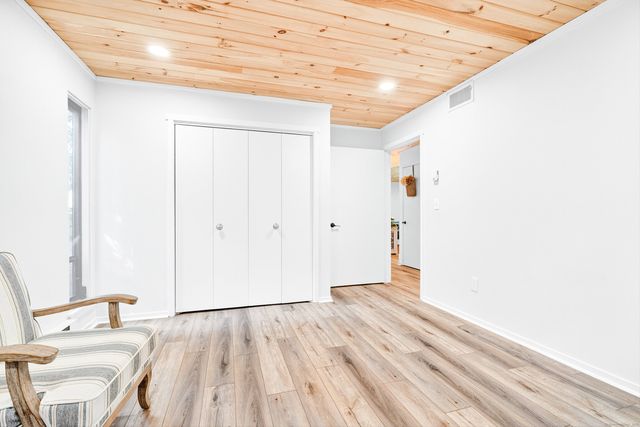 401 Heritage Village B, Southbury, CT 06488