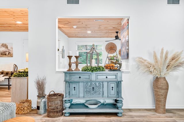 401 Heritage Village B, Southbury, CT 06488