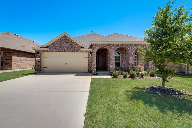 2700 Ainsworth Road, Aubrey, TX 76227
