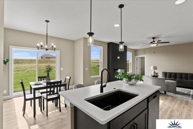 4814 S 198th Avenue, Omaha, NE 68135