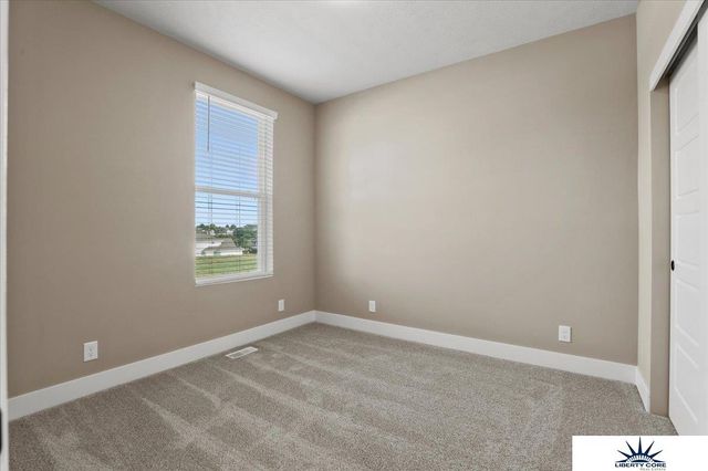 4814 S 198th Avenue, Omaha, NE 68135