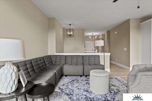 4814 S 198th Avenue, Omaha, NE 68135