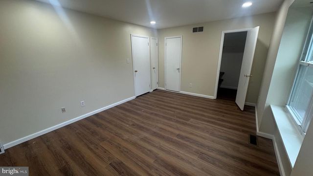 135 HOLLYBROOKE DR, Langhorne, PA 19047