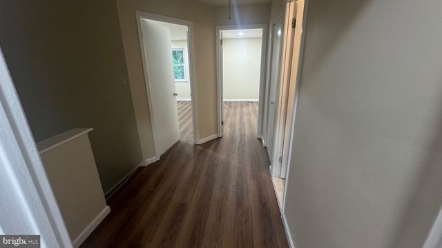 135 HOLLYBROOKE DR, Langhorne, PA 19047