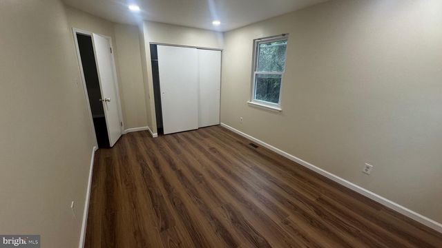 135 HOLLYBROOKE DR, Langhorne, PA 19047