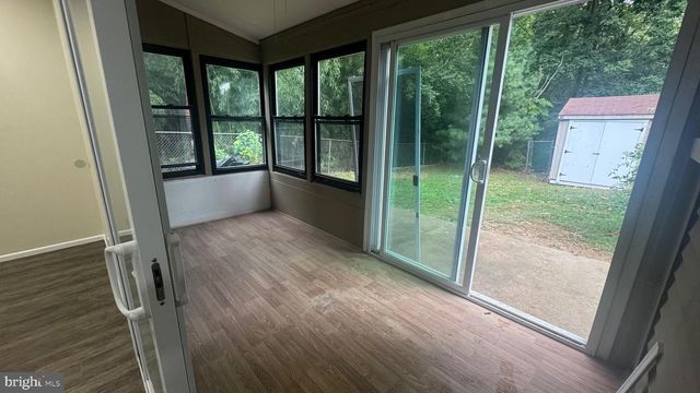 135 HOLLYBROOKE DR, Langhorne, PA 19047