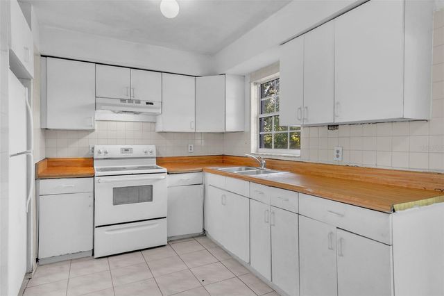 4492 CALENDULA DRIVE, Orlando, FL 32839