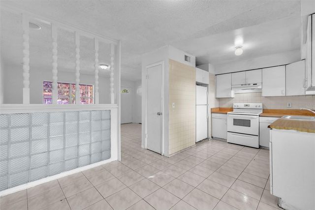 4492 CALENDULA DRIVE, Orlando, FL 32839