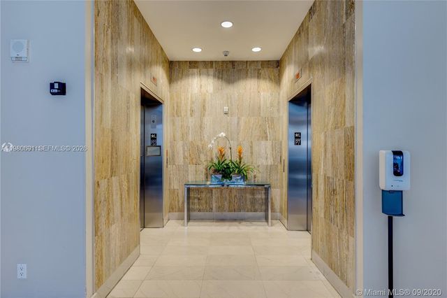 1111 SW 1st Ave 3223, Miami, FL 33130