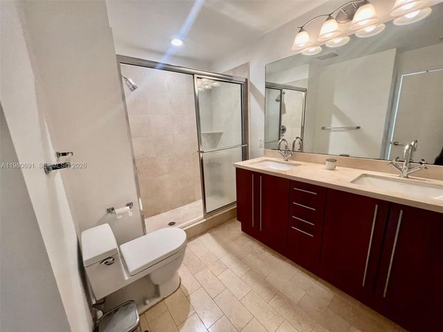 1111 SW 1st Ave 3223, Miami, FL 33130