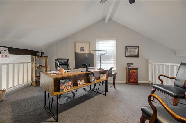 282 NE Bayview Drive, Lee's Summit, MO 64064