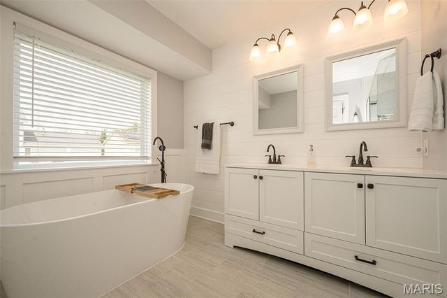 179 Cherrywood Parc Drive, O'fallon, MO 63368