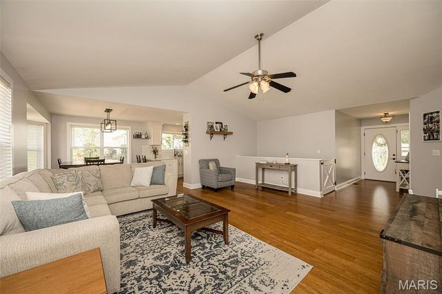 179 Cherrywood Parc Drive, O'fallon, MO 63368