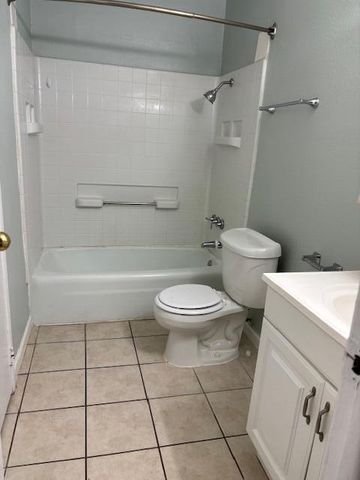 1038 Longleaf, Leesville, LA 71446