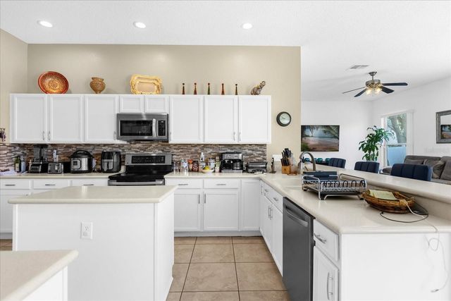 100 HOLLYBROOK COURT, Davenport, FL 33897