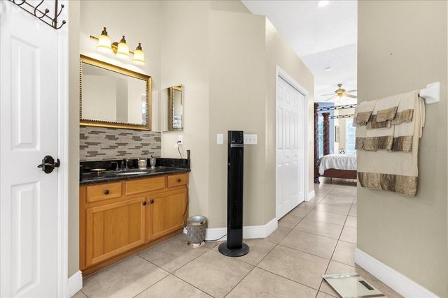 100 HOLLYBROOK COURT, Davenport, FL 33897