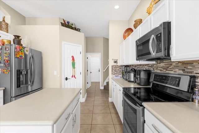 100 HOLLYBROOK COURT, Davenport, FL 33897