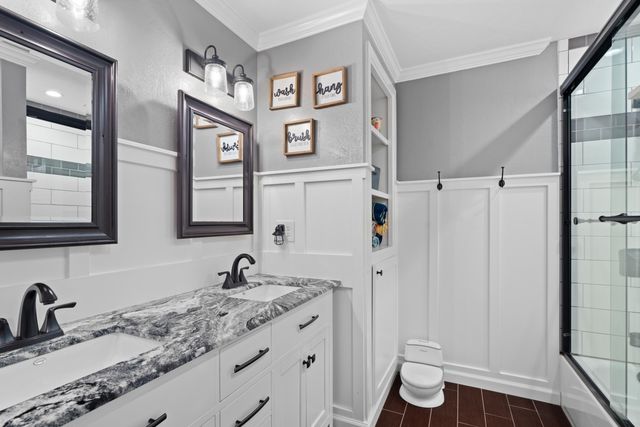 3689 Suzanne Way, Redding, CA 96002