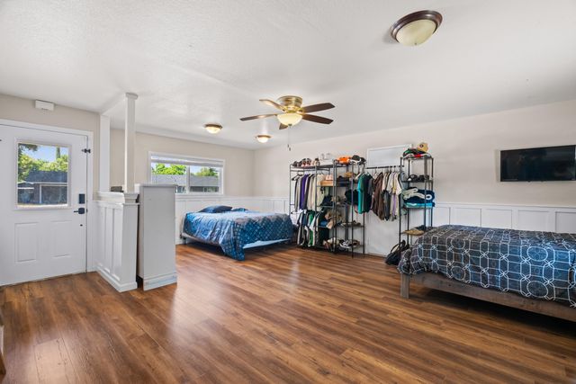 3689 Suzanne Way, Redding, CA 96002