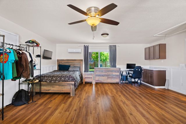 3689 Suzanne Way, Redding, CA 96002