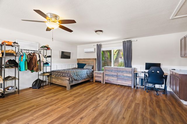 3689 Suzanne Way, Redding, CA 96002