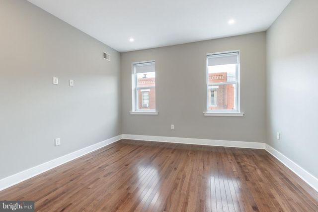 1039 TREE ST, Philadelphia, PA 19148