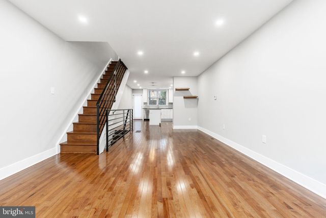1039 TREE ST, Philadelphia, PA 19148