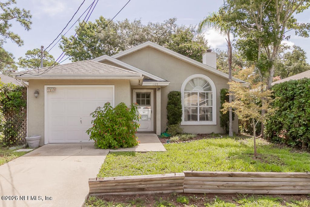 1109 HIBISCUS Street, Atlantic Beach, FL 32233