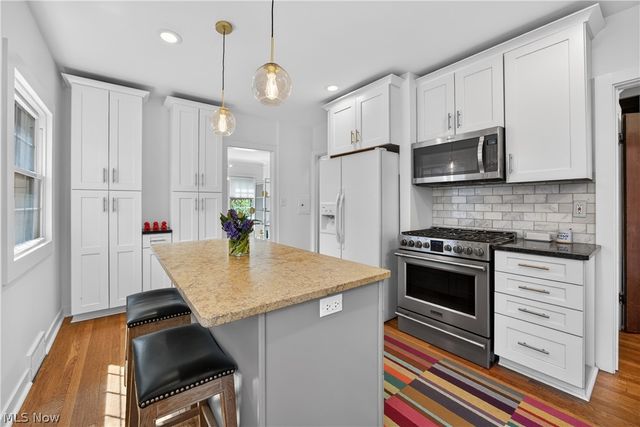 2623 Charney Road, University Heights, OH 44118