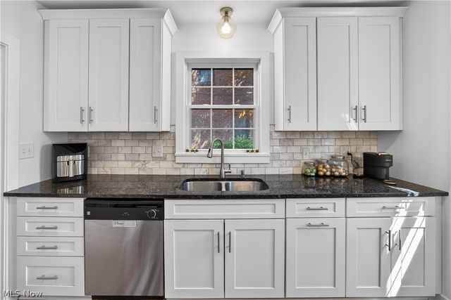 2623 Charney Road, University Heights, OH 44118