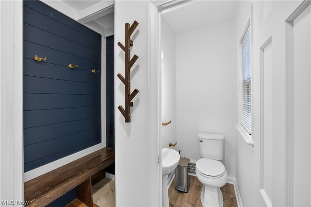 2623 Charney Road, University Heights, OH 44118