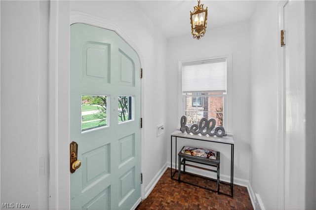 2623 Charney Road, University Heights, OH 44118