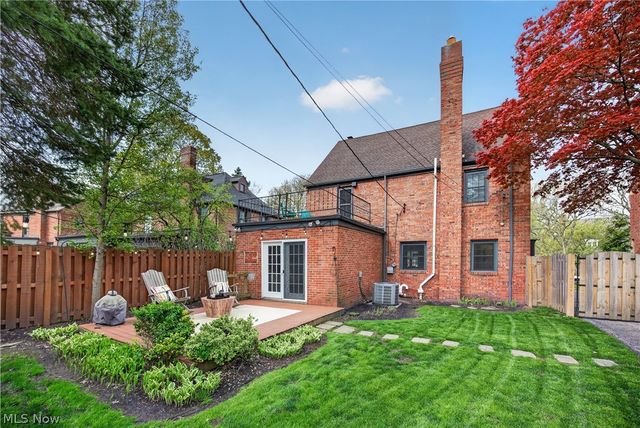 2623 Charney Road, University Heights, OH 44118