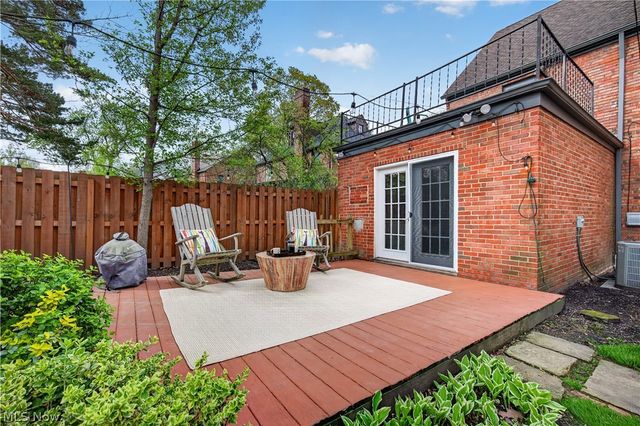 2623 Charney Road, University Heights, OH 44118