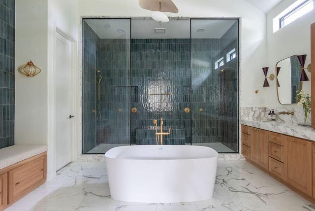 11501 Firethorn CT, Austin, TX 78732