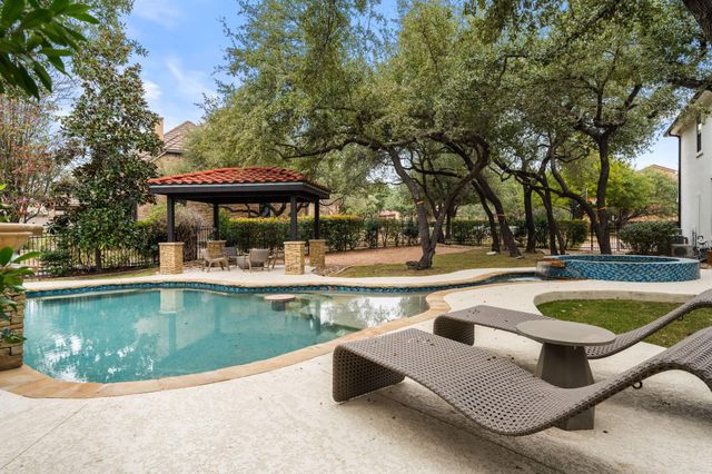 11501 Firethorn CT, Austin, TX 78732