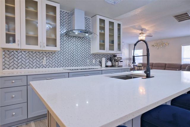 5231 S CHAMBERLAIN BOULEVARD, North Port, FL 34286