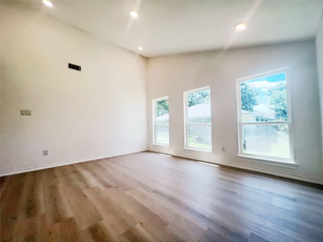 127 Camino Robles, Gun Barrel City, TX 75156