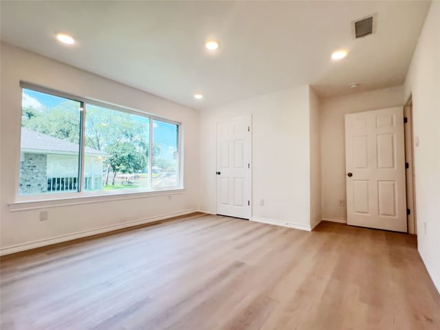 127 Camino Robles, Gun Barrel City, TX 75156