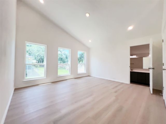 127 Camino Robles, Gun Barrel City, TX 75156