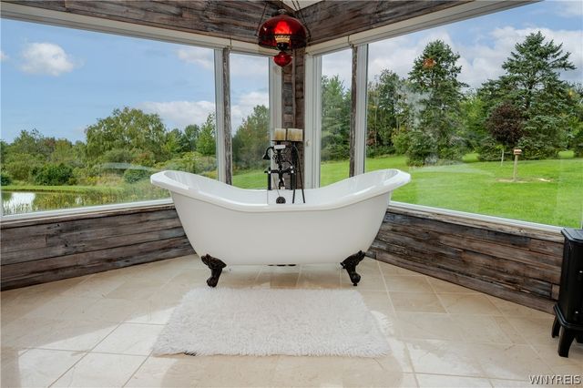 7205 Liebler Road, Boston, NY 14033