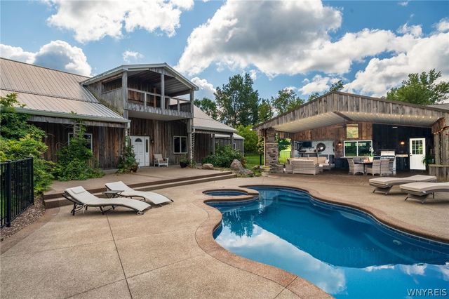 7205 Liebler Road, Boston, NY 14033