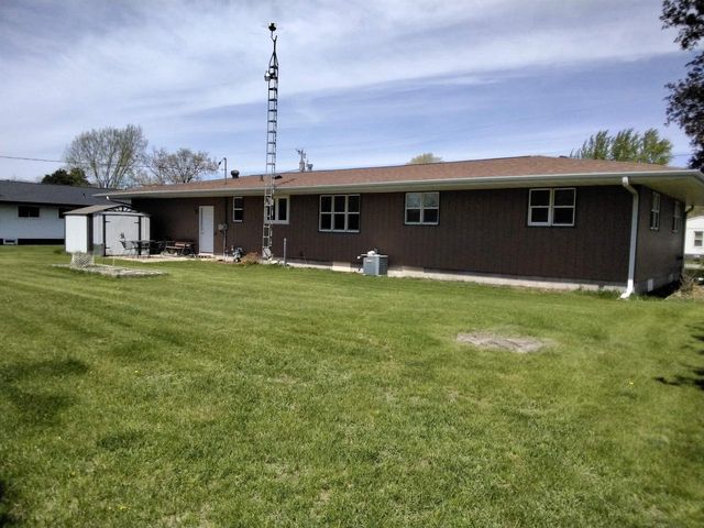 24 4th Street, Montello, WI 53949