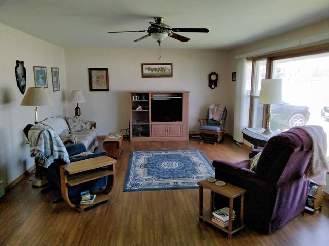 24 4th Street, Montello, WI 53949